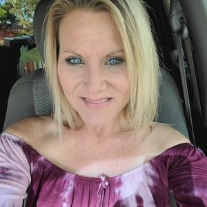 Meet your Posher, Sabrina